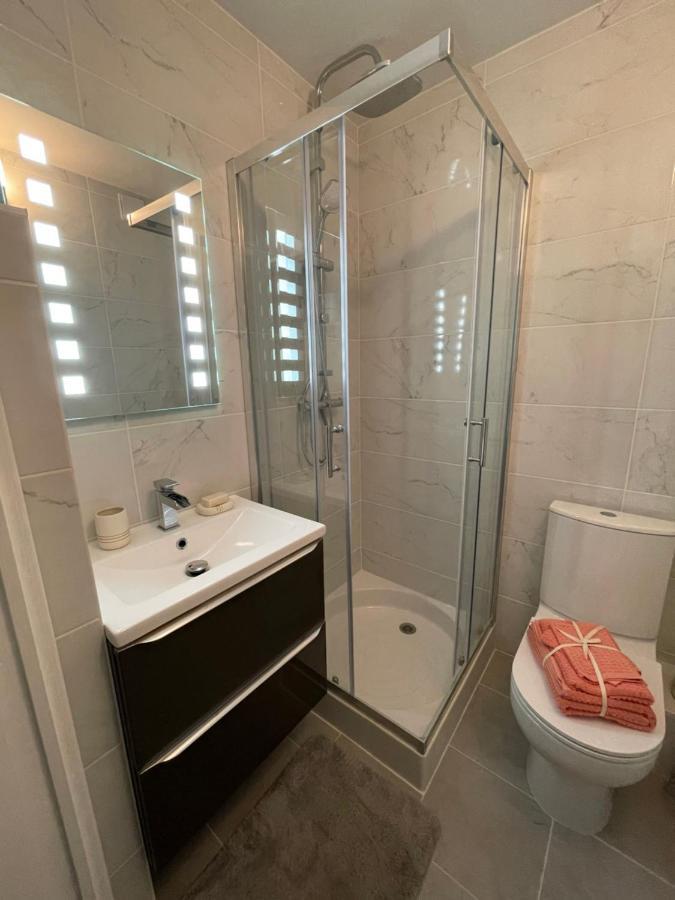 ואלאוריס Appartement De Charme A 2 Min De La Plage מראה חיצוני תמונה